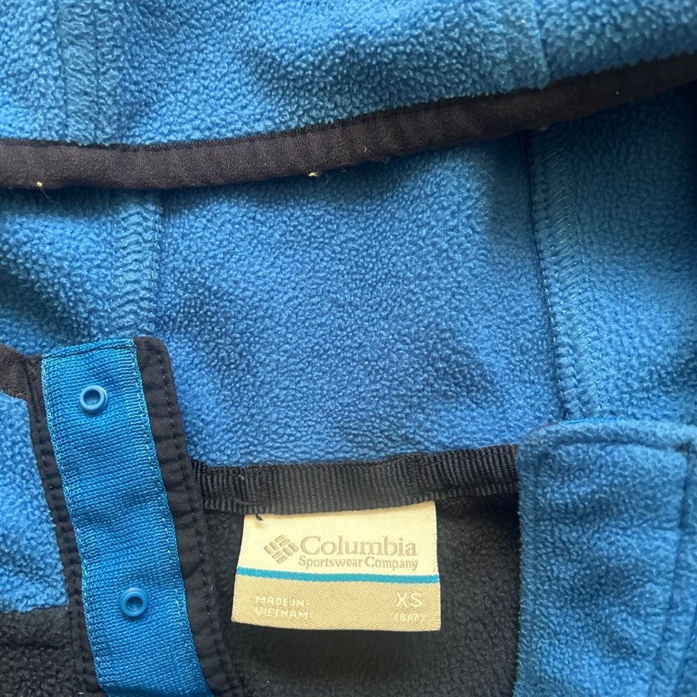 ❤️ 3/$15 Columbia fleece hoodie quarter snap - Picture 2 of 2